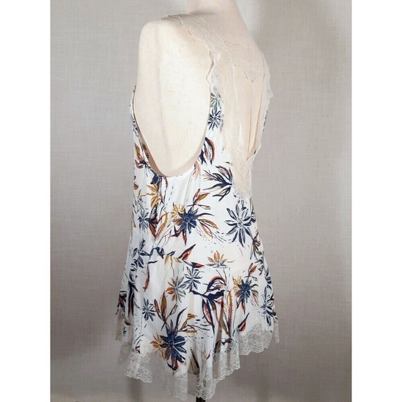 Free People Intimates Romantic Feminine Lace Trim Floral Baby Doll SZ X-Small - Picture 10 of 16